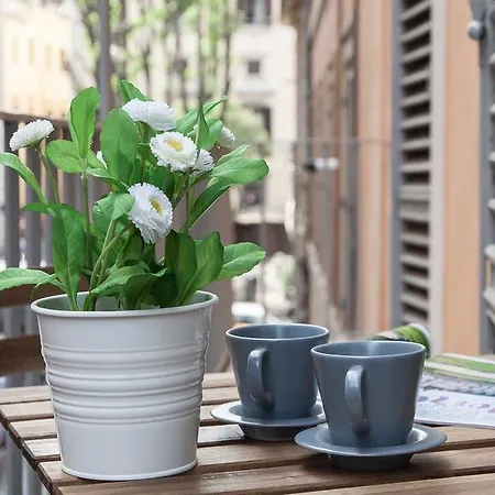 Arenula Balcony Apartment Rome