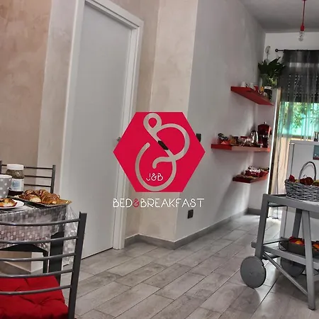 Bed & Breakfast J&b *