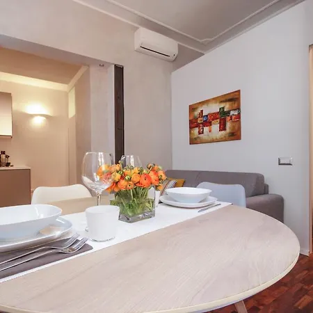 Living Rhome - Condotti דירה *