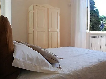 Domus Quiritum 3* Rome