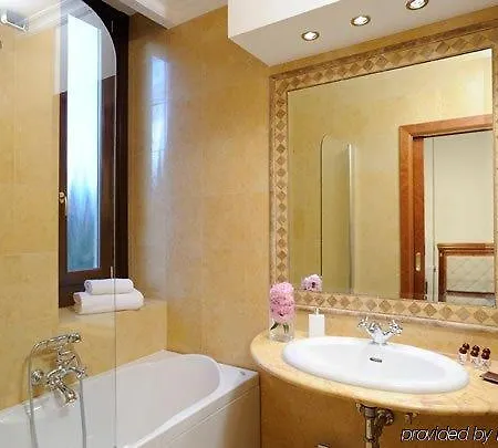 Pinciana 4*