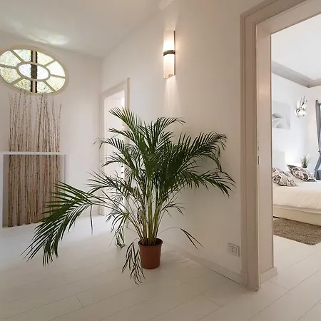 Guest house White Borgo