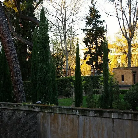Casa In Trastevere Apartment *