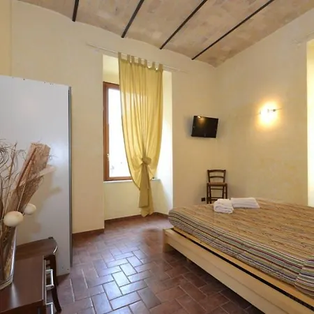 Residenza Anastasia Colosseo Hotel 3*