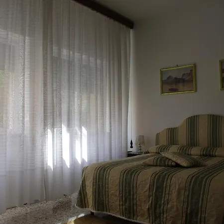 Casa Vacanze Marisa Holidays Rome