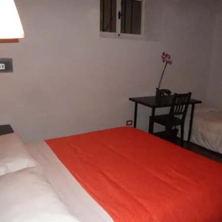 Pensión Aladino 3*