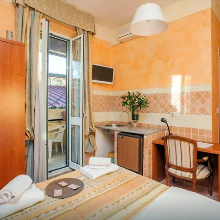 Vendégház Residenza Camilla 3*