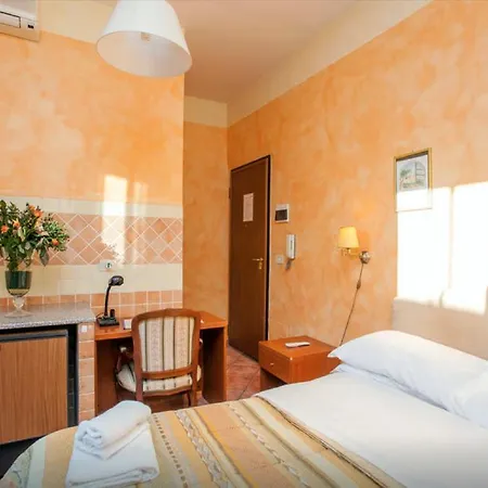 Residenza Camilla 3*