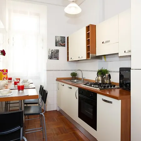 House Fornaci * Roma