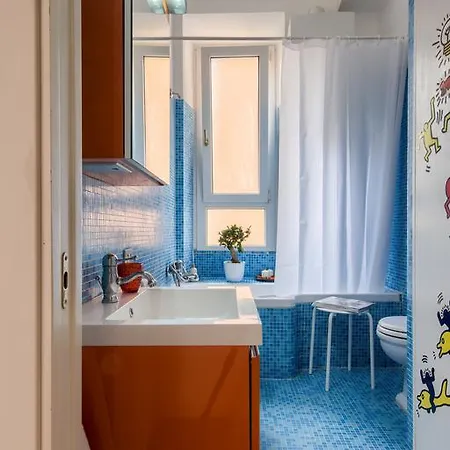 San Giovanni Apartment *