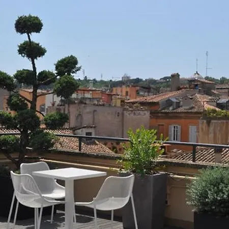 Finestra Su Trastevere - 2*