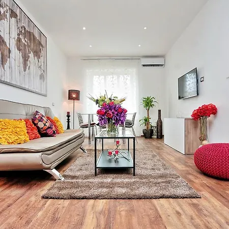 Holiday home Romantic