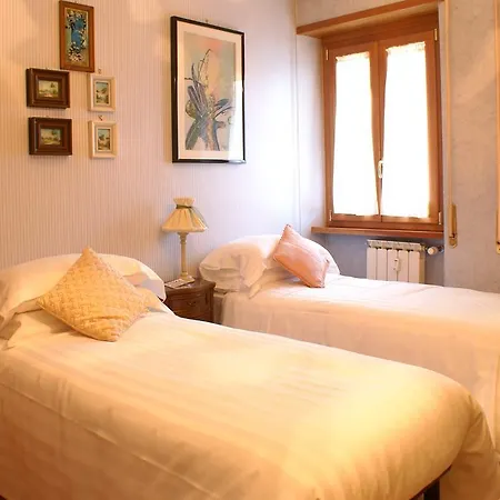 La Venere Di Rosi Apartment *