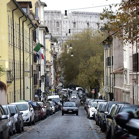 Laterano White - Colosseo * Rome