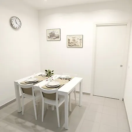 Laterano White - Colosseo Apartment Rome