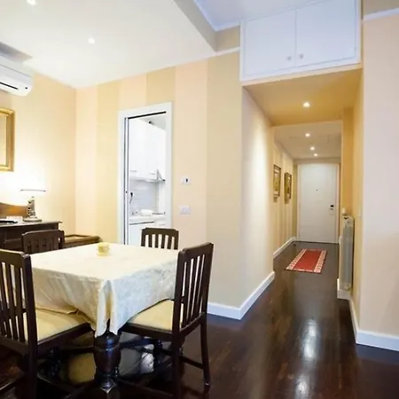 Longhi Holidays House