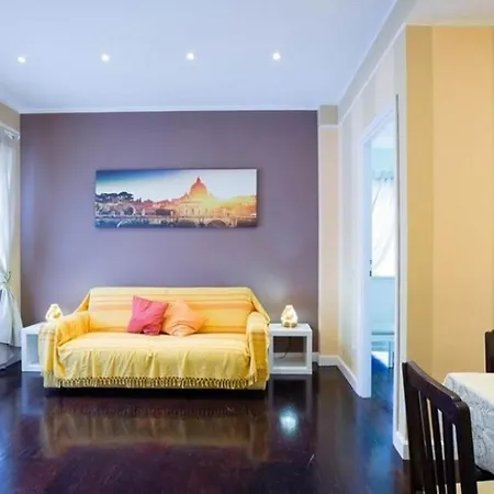 Longhi Holidays House