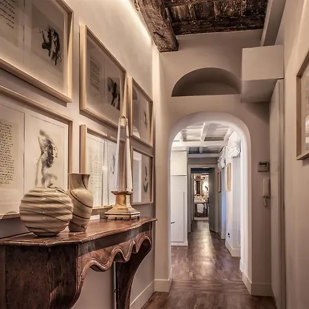 47luxurysuites - Trevi Apartment Rome