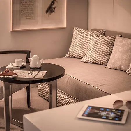 Apartment 47luxurysuites - Trevi Rome