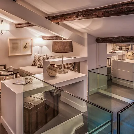 47luxurysuites - Trevi Apartment Rome