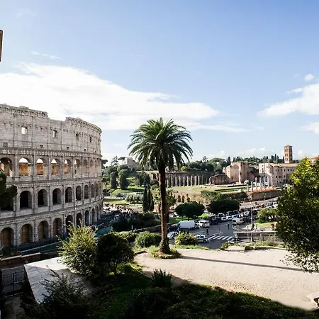 Romance Al Colosseo * Roma