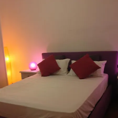 Bed & Breakfast The Walking Rome