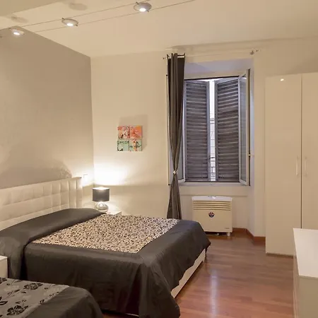 Bed & Breakfast Trevi Luxury Suites *