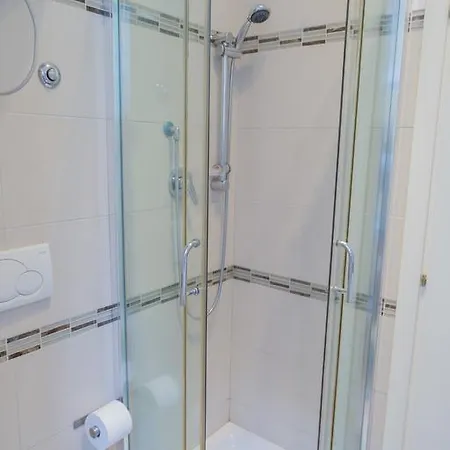 Trevi Luxury Suites *