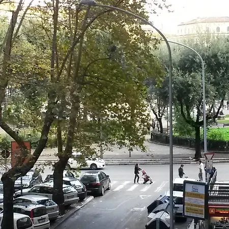 Lch-lateran Charming House * Roma