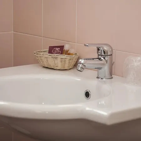 Kaire Hotel 3*