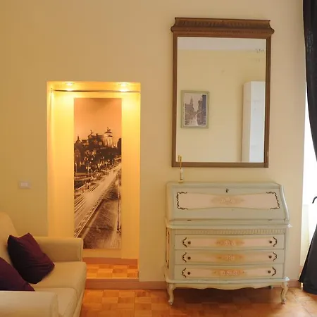 Centro Storico Monti Colosseo Apartment Rome