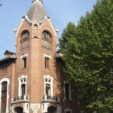 Marignoli Apartment