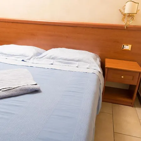 Allegria Fitzroy Cesar Guest house