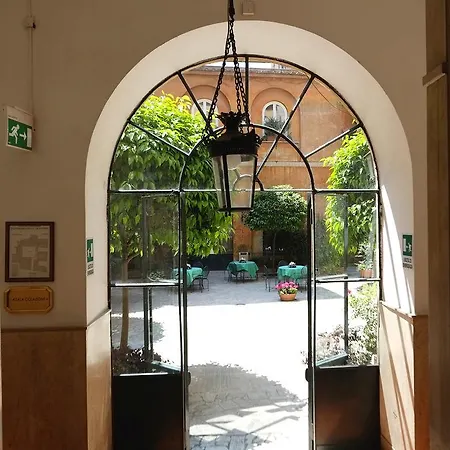 Casa Di Santa Francesca Romana A Ponte Rotto 2* Róma