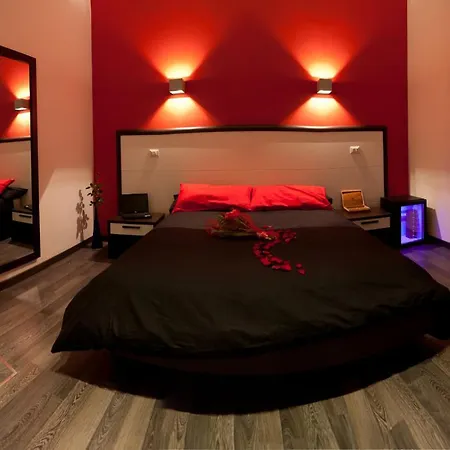 Chroma Exy - Chroma Italy 2* Rome