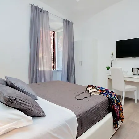 St. Peter Vatican House Apartment *
