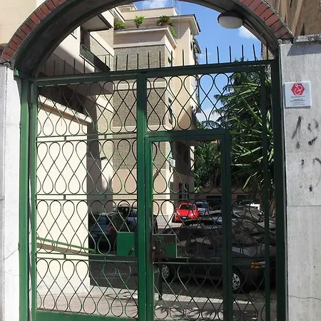 J&b Bed & Breakfast Rome