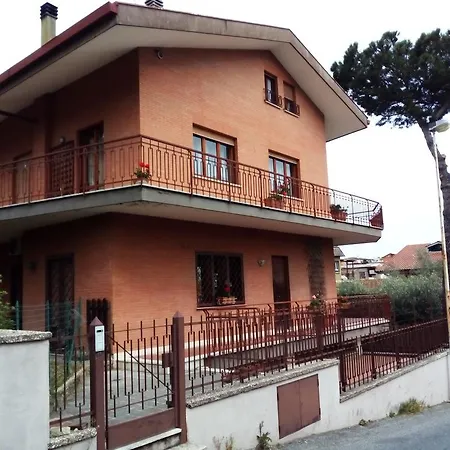 La Casa Di Ro * Rome