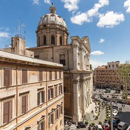 The Spanish Campo De' Fiori
