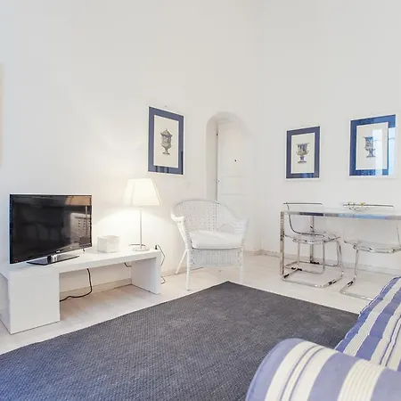 Apartment Via Sicilia Apartment Rome