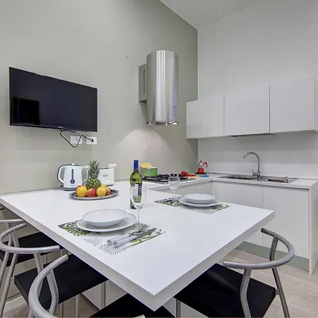 Piazza Vittorio Emanuele II Halldis Apartment *