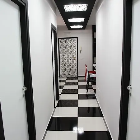 Black & White G&g 2*