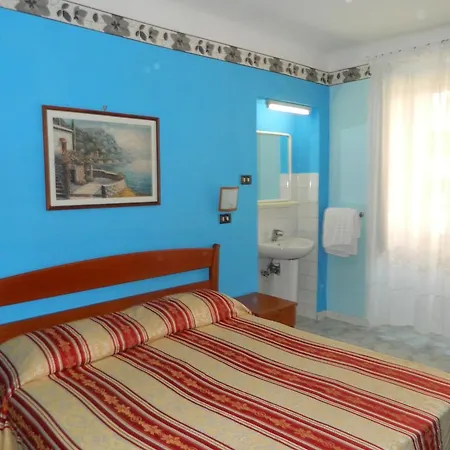 Roxena House Hotel Rome
