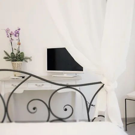 Foscari House Bed & Breakfast 3*