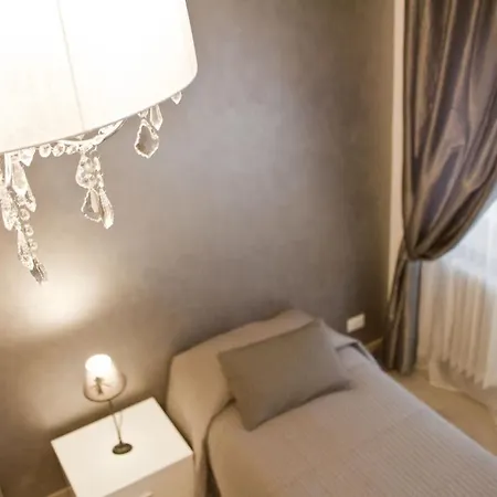 Foscari House Bed & Breakfast Rome