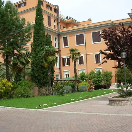 Affittacamere Maria Rosa Molas - Casa Per Ferie 3*