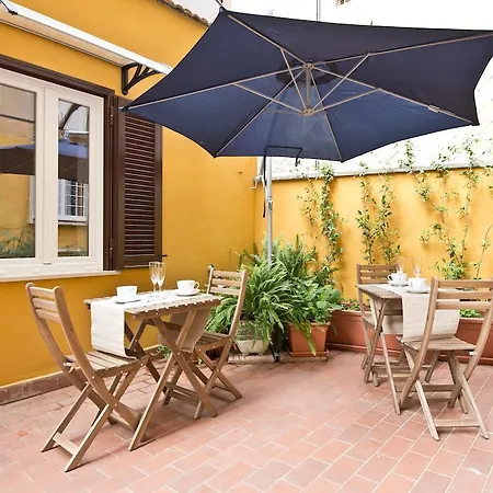 Appia's Apartment *
