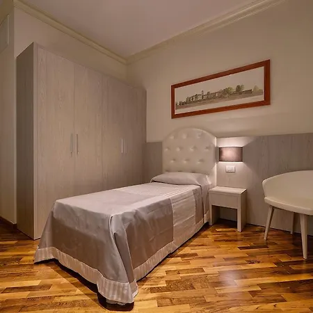 Polinari San Pietro Bed & Breakfast Rome