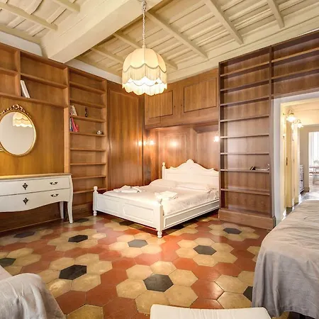 Apartment Ground Floor Trastevere Rome