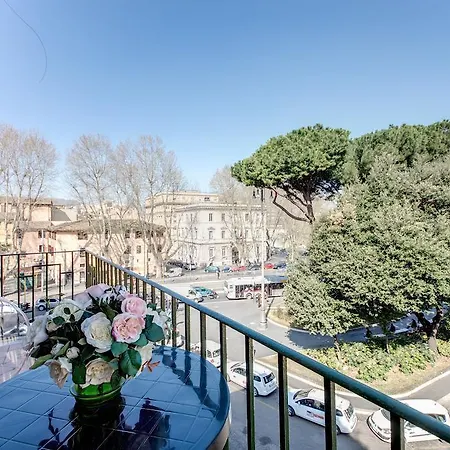 Apartment Ground Floor Trastevere Rome